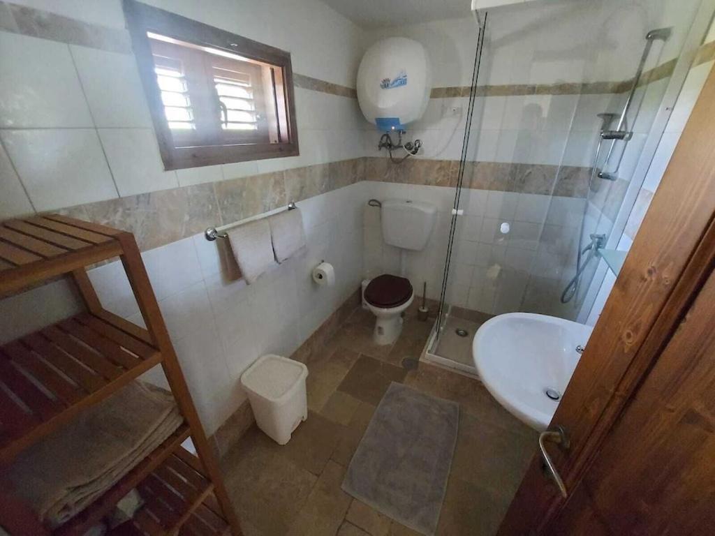 Casa Giuliveto - Charmantes Ferienhaus Mit Privatpool In Olivenhain Ostuni Exterior photo