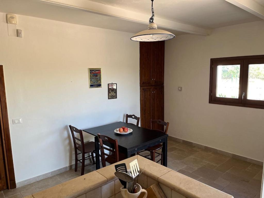 Casa Giuliveto - Charmantes Ferienhaus Mit Privatpool In Olivenhain Ostuni Exterior photo